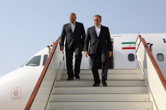 ¡Crisis Nuclear! Irán y EE.UU. se Sientan a Negociar en Omán
