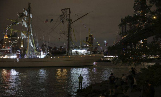 ¡Tragedia en Nueva York! Colisión mortal del buque Cuauhtémoc